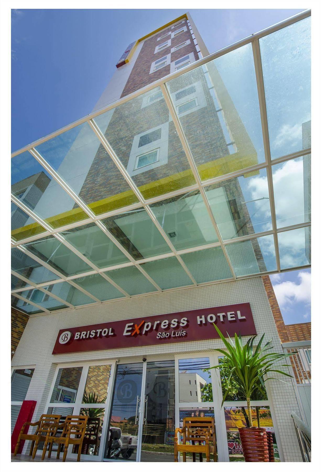 Profissionalle Hotel Sao Luis Bagian luar foto